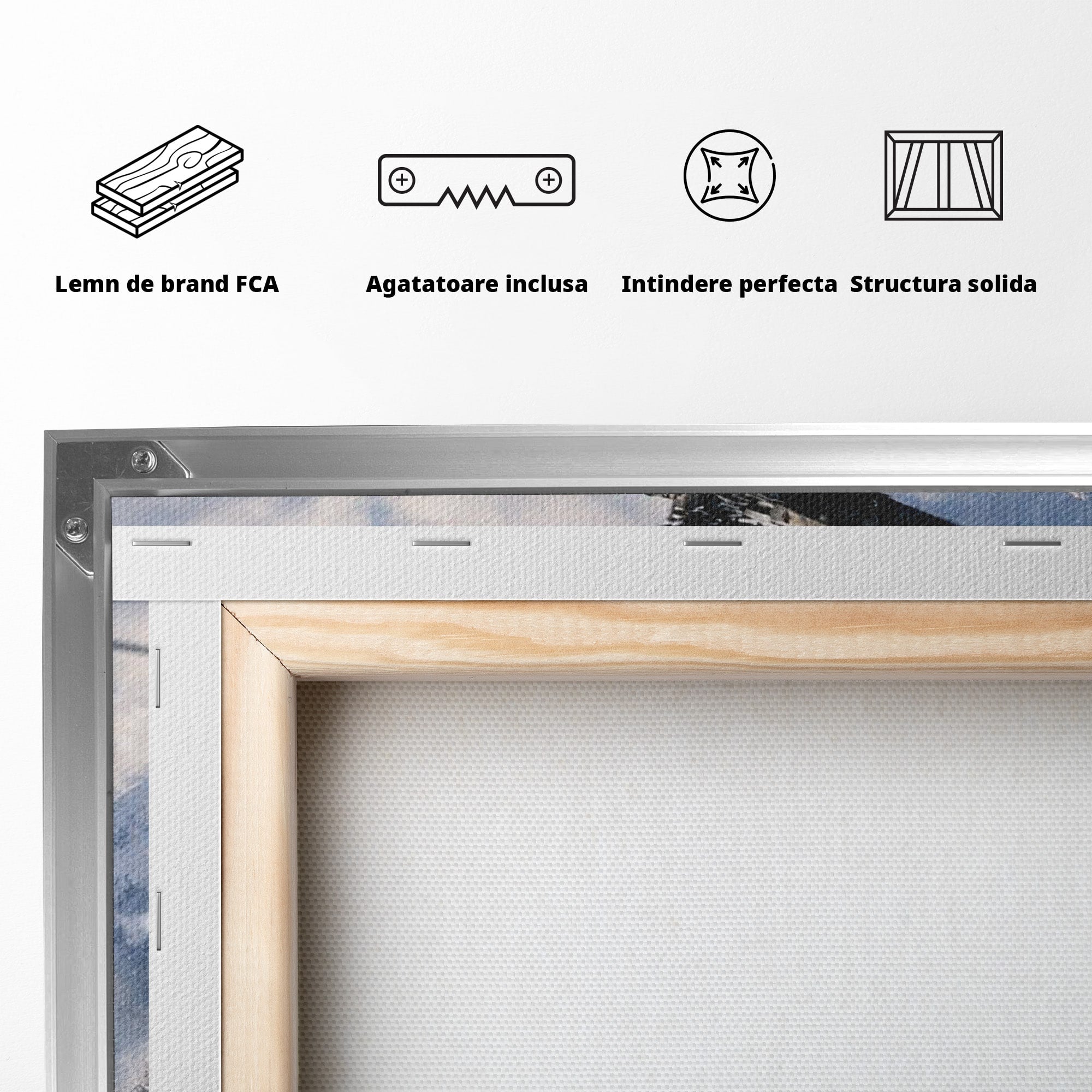 Tablou Canvas Premium LuxCanva® PI1289, Elicopter In Muntii Inzapeziti, Militar, Iarna, Peisaj Montan, Aventura, Zbor, Dormitor, Birou, Culori Vibrante