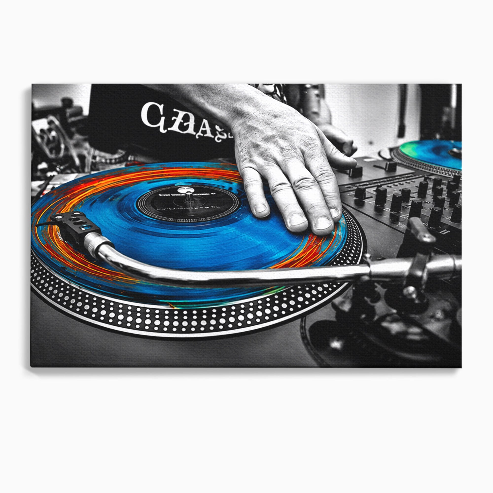 Tablou Canvas Premium LuxCanva® R1060, DJ La Platane, DJ, Muzica, Vinil, Mana, Living, Modern, Energetic, Culori Vibrante