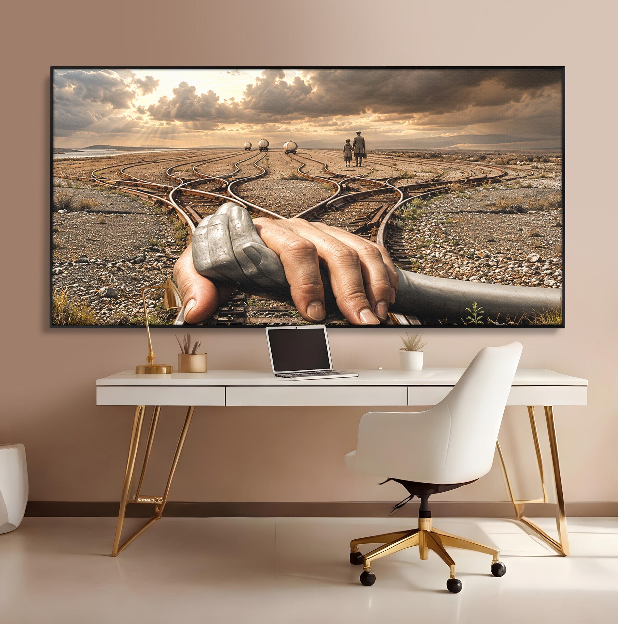 Tablou Canvas Premium LuxCanva® U1047, Mana Gigantica Pe Sinele De Tren, Peisaj, Surrealism, Calatorie, Maini, Living, Dormitor, Culori Vibrante