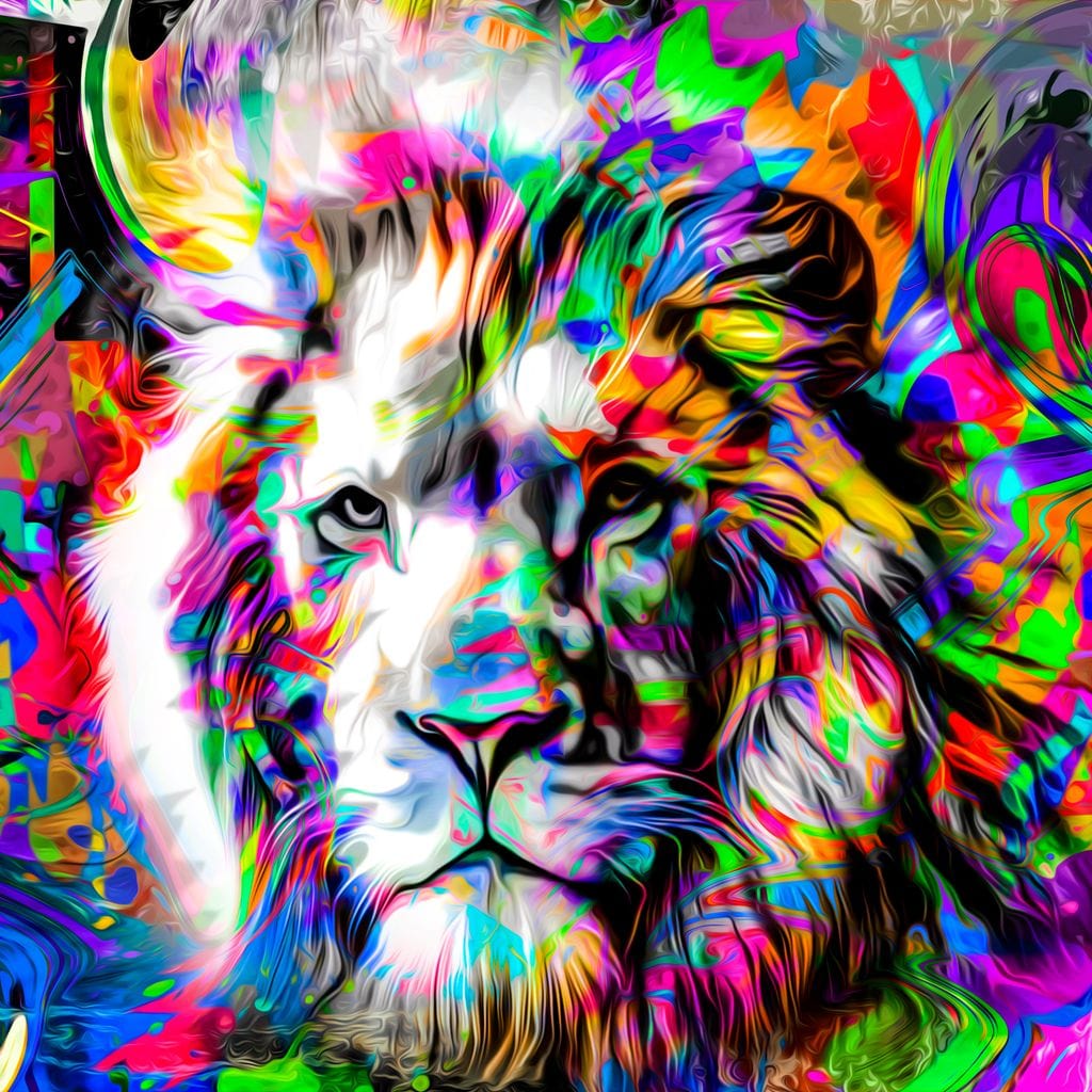 tablou canvas cu un cap de leu redat in culori vibrante cu efect psihedelic