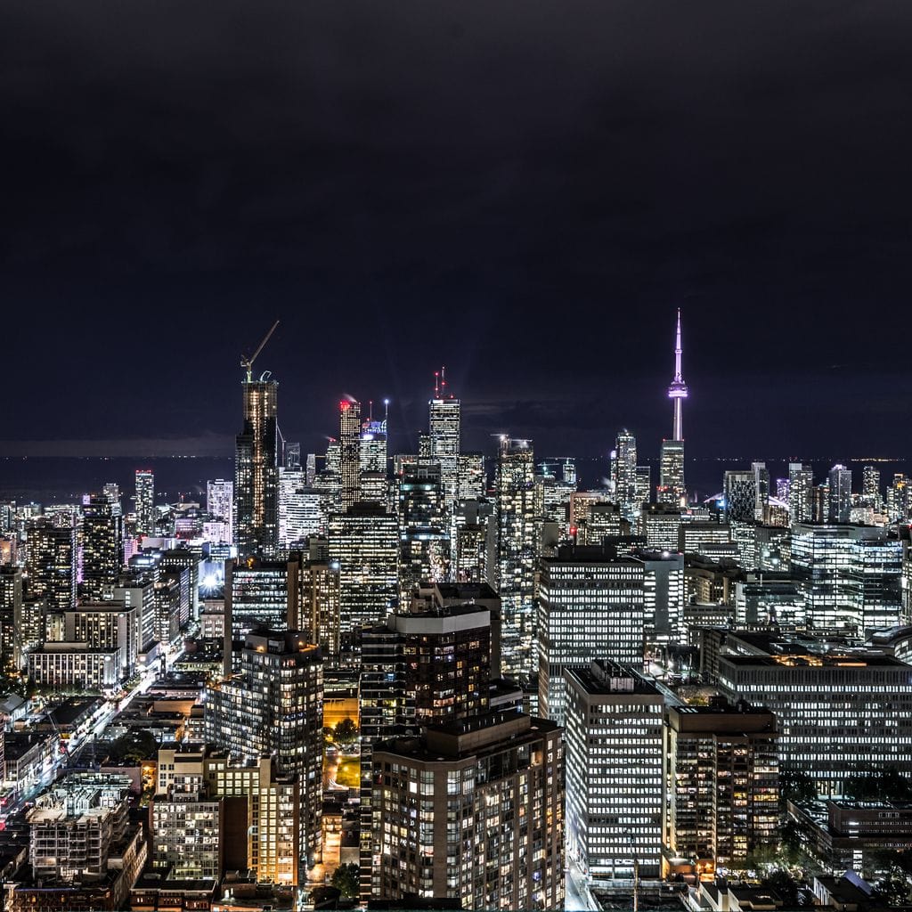 Tablou Canvas Premium, LuxCanva® O1061, Orasul in Mii de Ferestre, Toronto, Canada, Glob, Lumina, Cristal, Apogeu, Otel, Neon, Stele, Puls, Electric, Visare, Vacanta, Privitor, Birou, Living, Dormitor