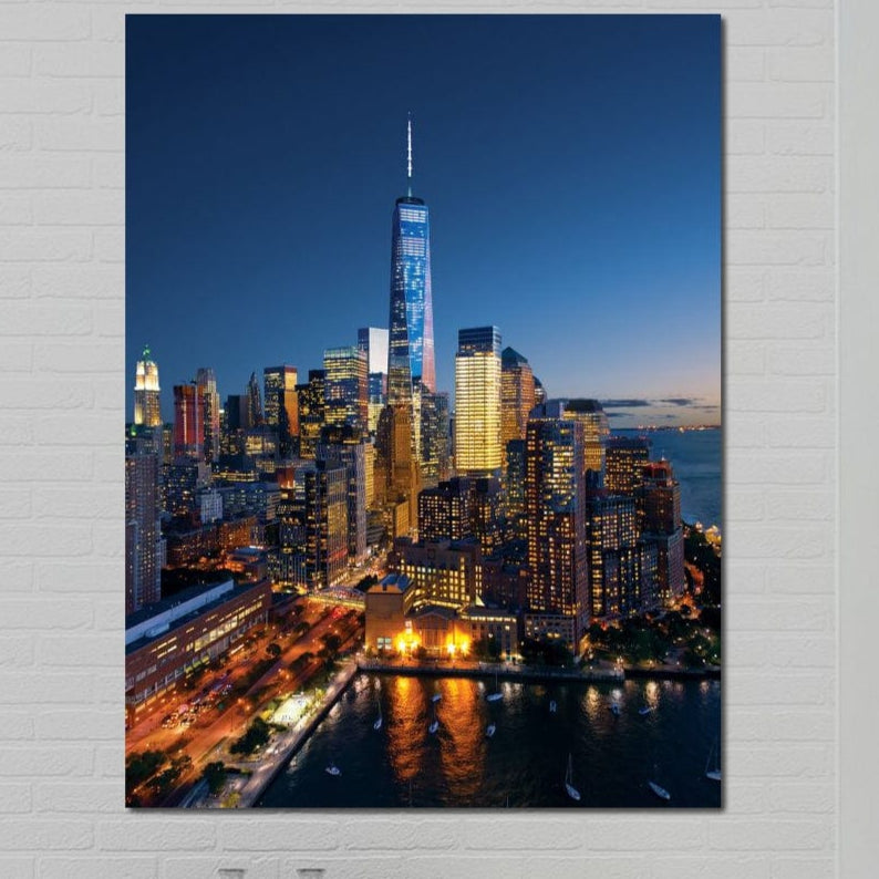 Tablou Canvas Premium, LuxCanva® O1058, Fantasticul Manhattan, Metropola, Lumini, Noapte, Sticla, Modernism, Vibratie, Skyline, Orizont, Apus, Stele, Cer, Infinit, Otel, Apa, Birou, Living, Dormitor