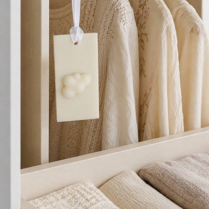 Odorizant Dulap/ Sertar/ Pantofar, GeRa Essence, Clean - Bumbac, Flori de cires, Bujori, parfum curat, handmade, ceara naturala, 30g